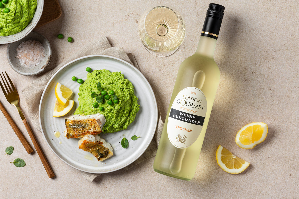 Zander mit Erbsen-Minz-Püree und Edition Gourmet Weissburgunder von WZG als Weinbegleitung.
