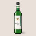 Flasche Riesling Kabinett der WZG vor hellem Hintergrund.