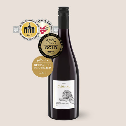 Flasche Edition Württemberg Lemberger Rotwein der WZG mit mehreren Auszeichnungen und Medaillen.
