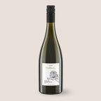 Flasche Edition Württemberg Orange Wine der WZG mit hellem Etikett vor neutralem Hintergrund.