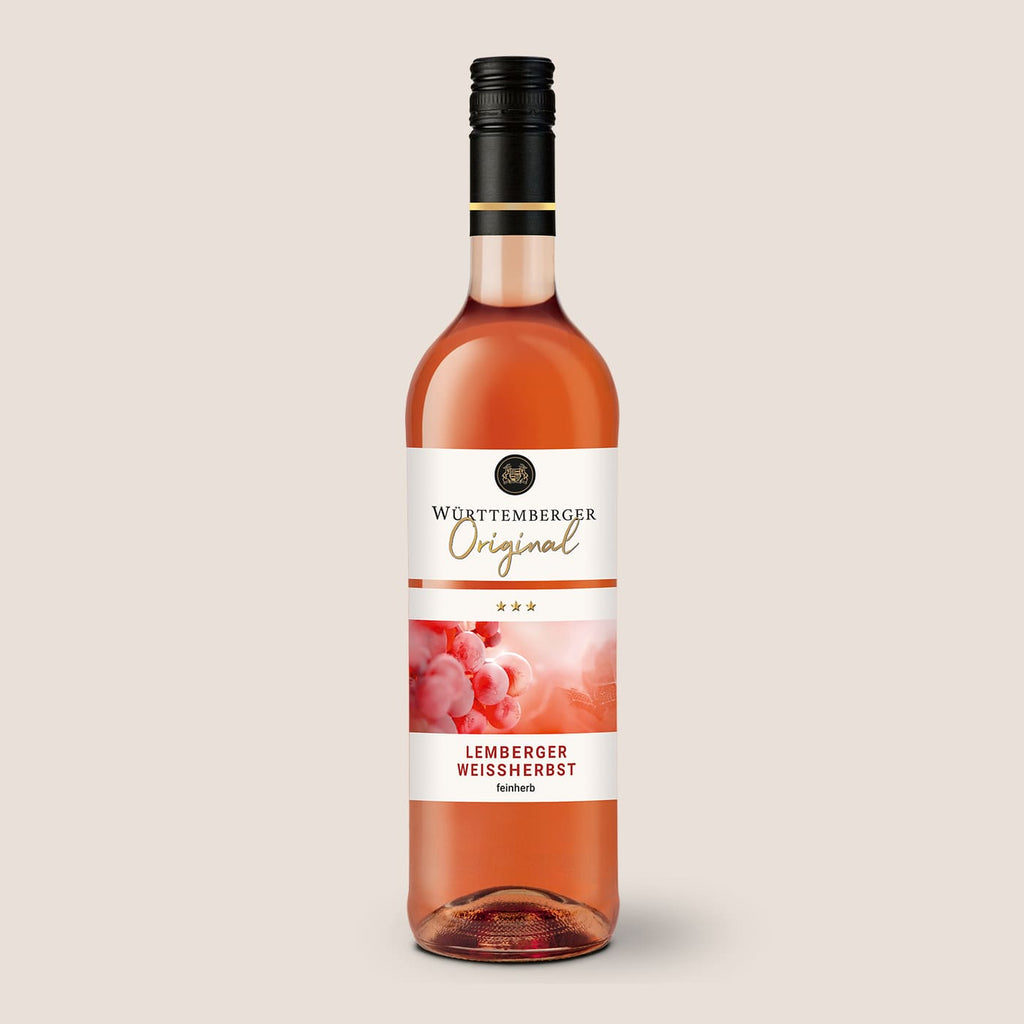 Flasche Württemberger Original Lemberger Weißherbst Roséwein der WZG vor hellem Hintergrund.